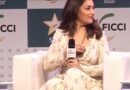 madhuri dixit oops moments