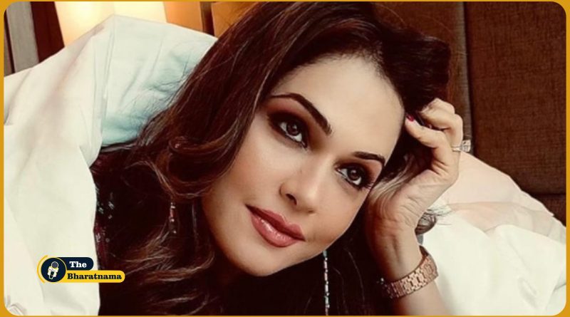 Isha Koppikar Birthday